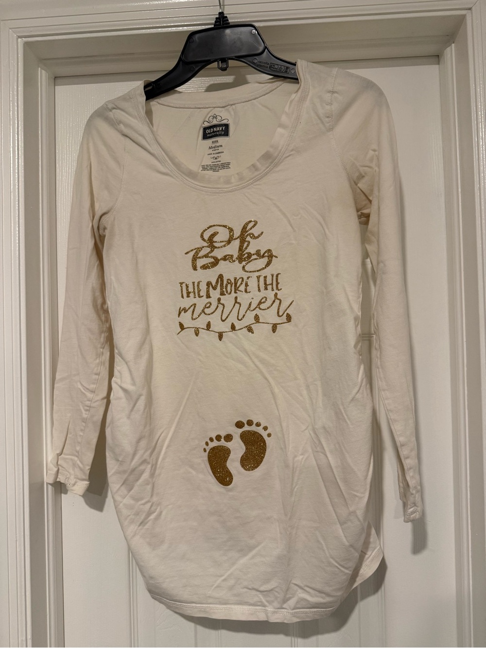 Old Navy‎ Cream Maternity Scoop-Neck Top with Gold Glitter Accents size medium